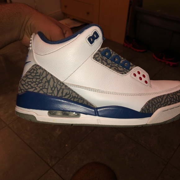Jordan 3s true blue - Picture 2 of 7